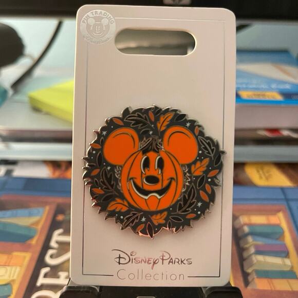 Disney Pins Halloween Minnie Witch Mickey Vampire Mouse Jack O Lantern Pumpkin 3 - Picture 13 of 13